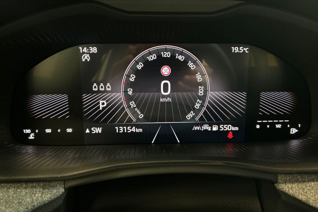 Skoda Kamiq 2024 1.0 TSI 116 Selection DSG Autom.