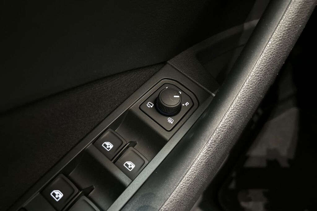 Skoda Kamiq 2024 1.0 TSI 116 Selection DSG Autom.
