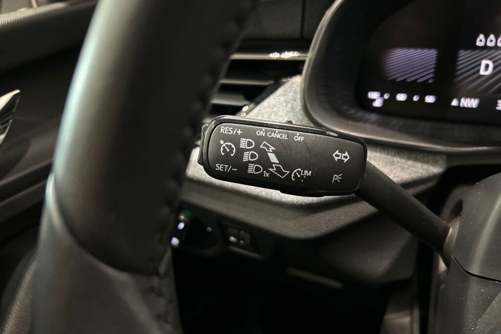 Skoda Kamiq 2024 1.0 TSI 116 Selection DSG Autom.