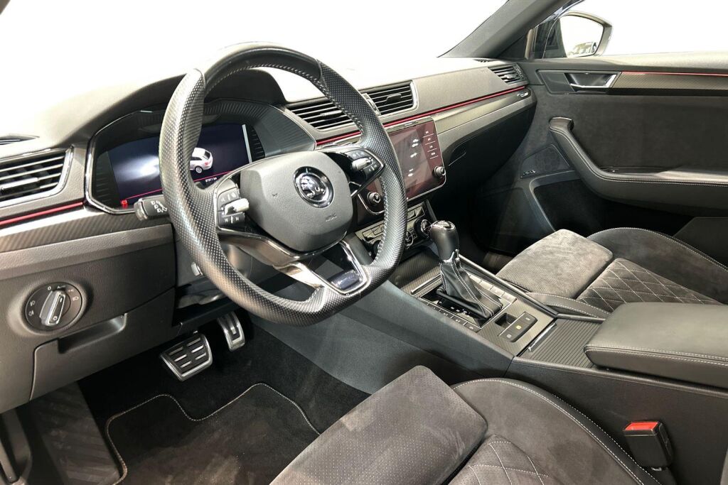 SKODA SUPERB 2022 Combi 1.4 TSI PHEV SportLine iV DSG Autom.