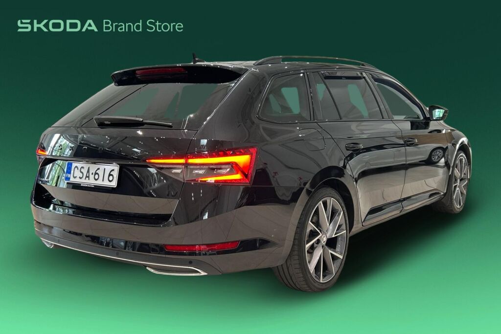 SKODA SUPERB 2022 Combi 1.4 TSI PHEV SportLine iV DSG Autom.