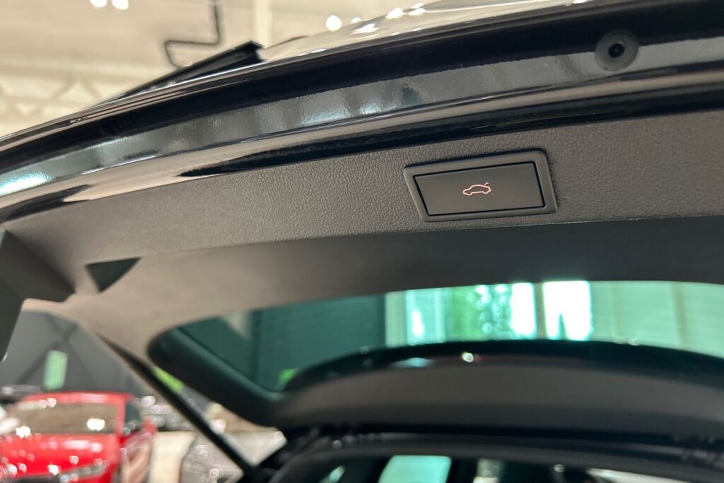 SKODA SUPERB 2022 Combi 1.4 TSI PHEV SportLine iV DSG Autom.