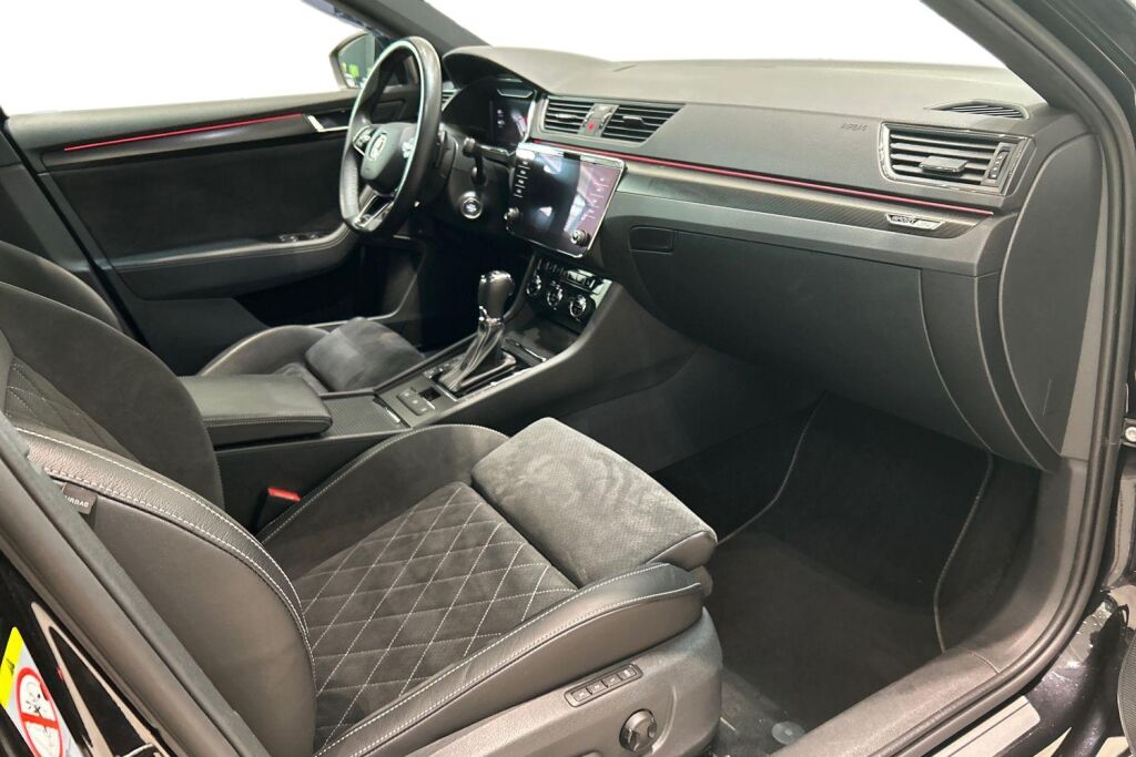 SKODA SUPERB 2022 Combi 1.4 TSI PHEV SportLine iV DSG Autom.