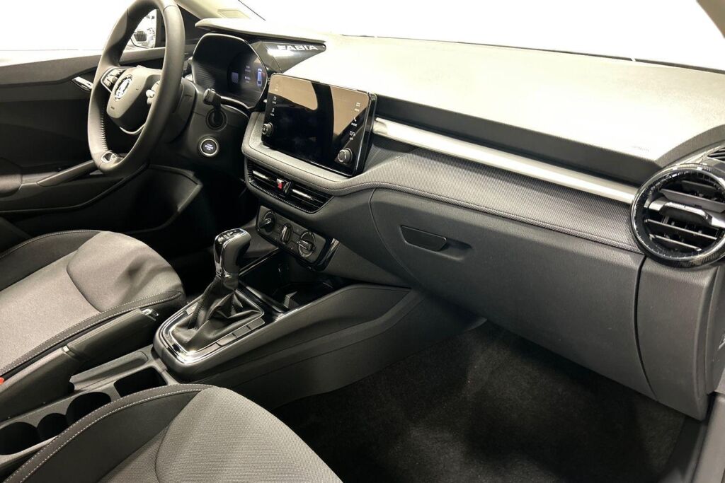 Skoda Fabia 2025 1.0 TSI 116 Selection DSG Autom.