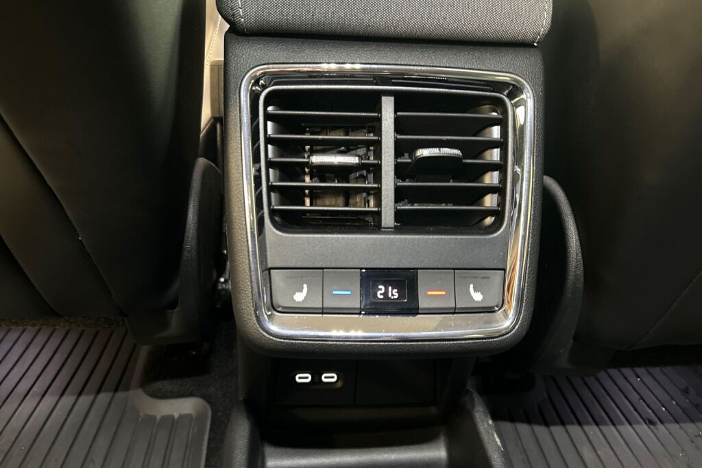 Skoda Enyaq 2025 85 Style BusinessLine / Tehdastakuu voimassa 2/2027 asti!