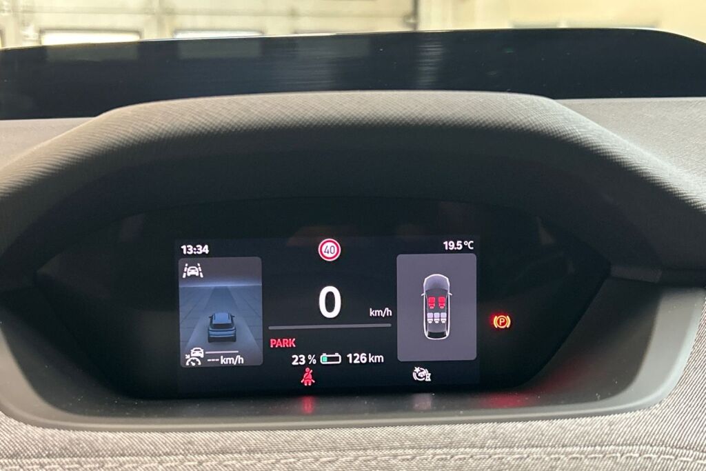 Skoda Enyaq 2025 85 Style BusinessLine / Tehdastakuu voimassa 2/2027 asti!