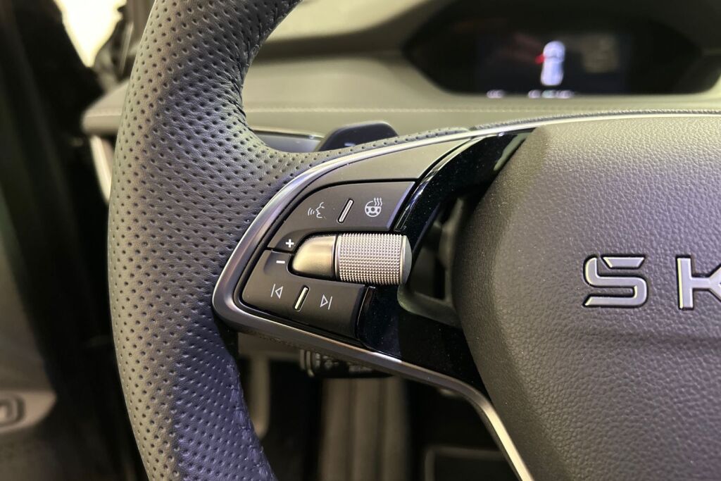 Skoda Enyaq 2025 Coupé 85x 4x4 SportLine
