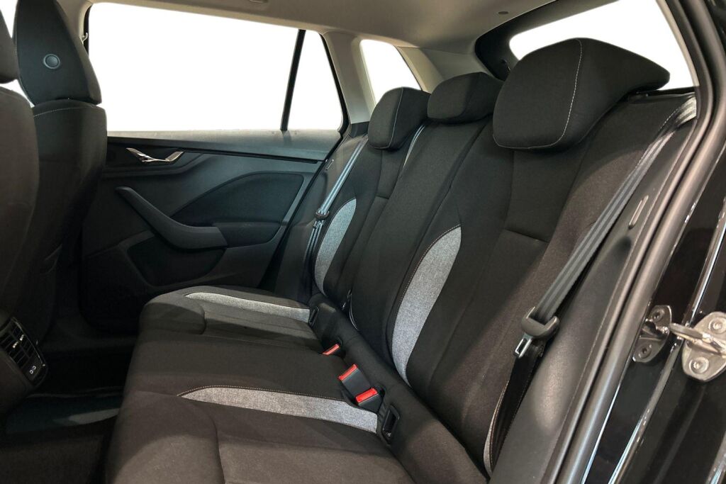 Skoda Kamiq 2025 1.0 TSI 116 Selection DSG Autom.