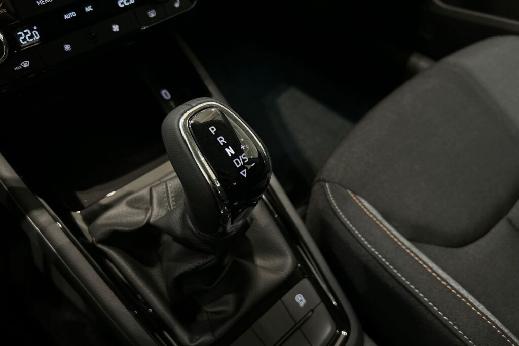 Skoda Kamiq 2025 1.0 TSI 116 Selection DSG Autom.