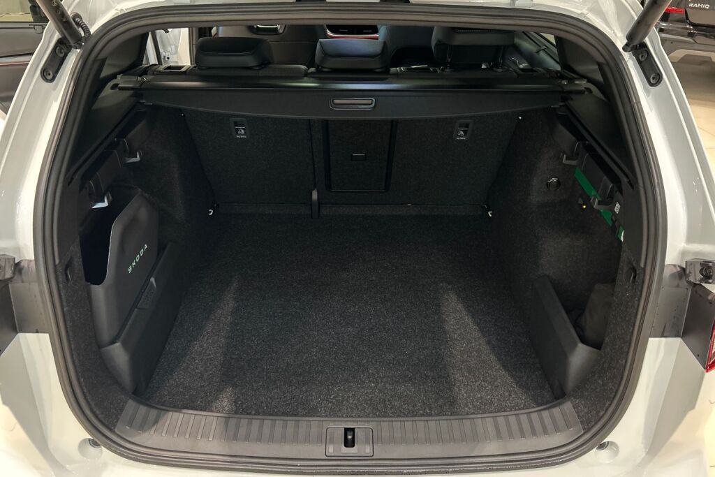 Skoda Enyaq 2025 85x 4x4 RS