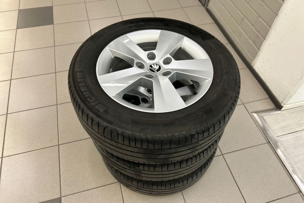 Skoda Superb 2016 Combi 1,4 TSI ACT Active DSG Autom.