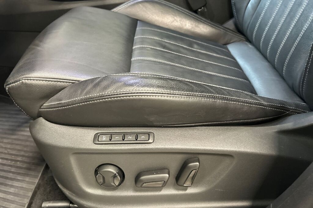 SKODA Karoq 2019 1,5 TSI 150hv 4x4 Exclusive DSG Autom.
