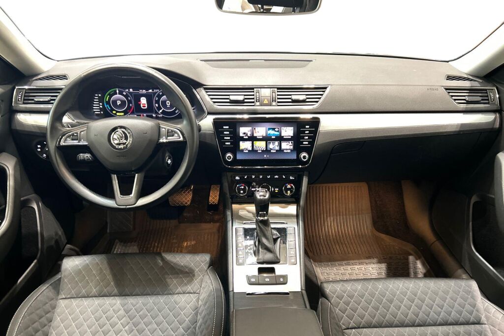 Skoda Superb 2020 1,4 TSI PHEV Ambition iV DSG Autom.