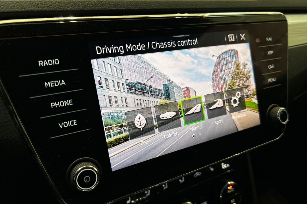 Skoda Superb 2020 1,4 TSI PHEV Ambition iV DSG Autom.