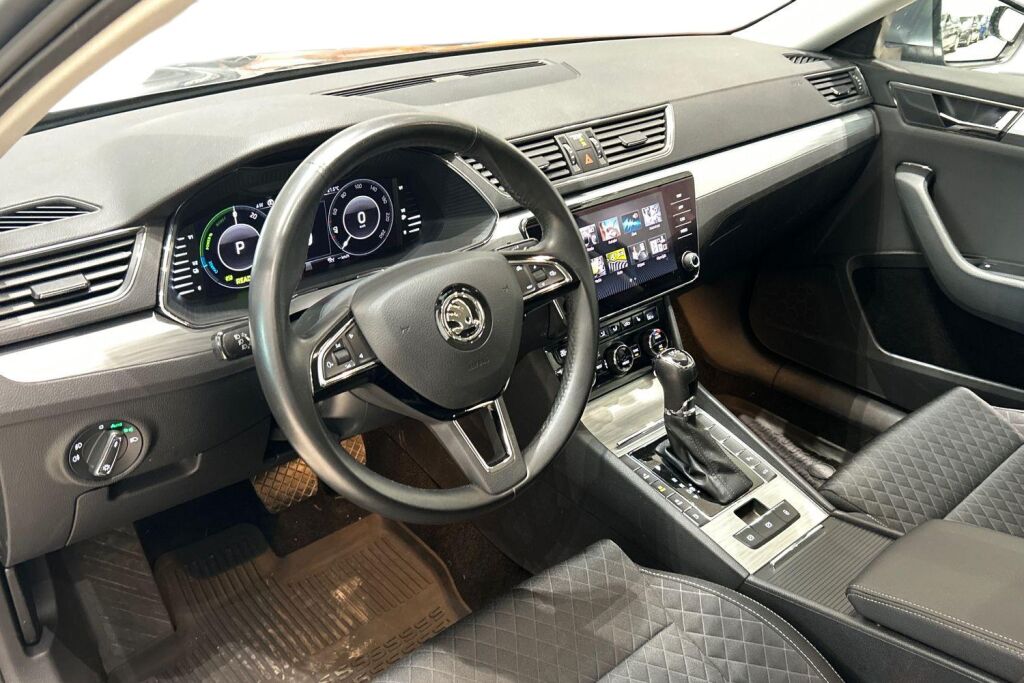 Skoda Superb 2020 1,4 TSI PHEV Ambition iV DSG Autom.