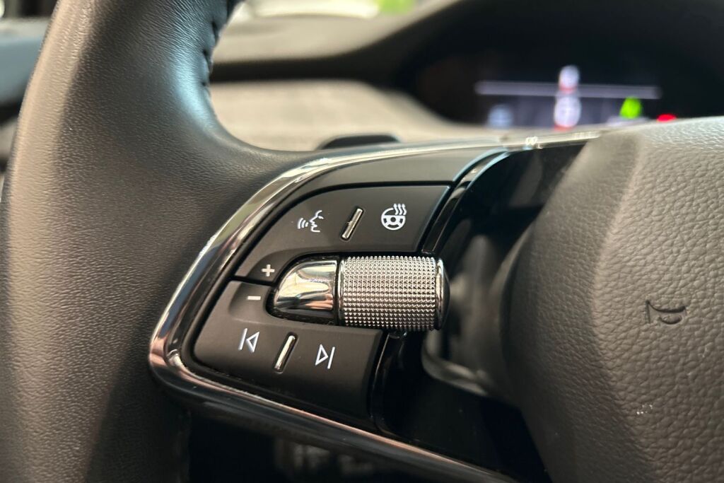 Skoda Enyaq 2023 80x 4x4 iV