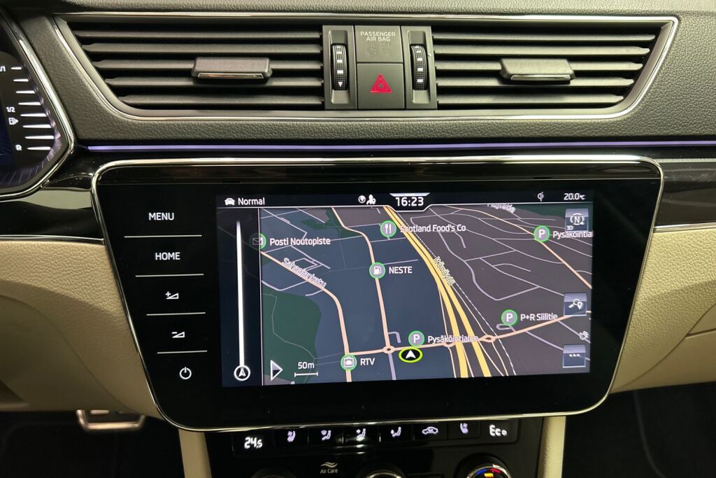 Skoda Superb 2023 Combi 1.4 TSI PHEV L&K iV BusinessLine DSG Autom.