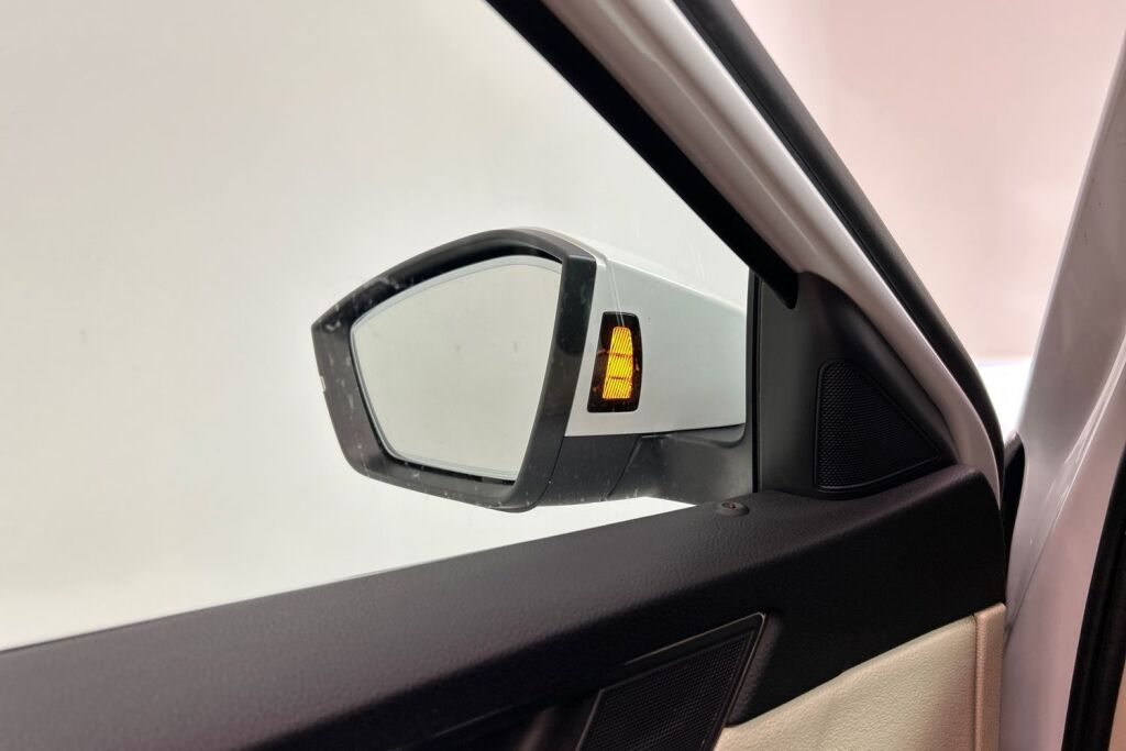 Skoda Superb 2023 Combi 1.4 TSI PHEV L&K iV BusinessLine DSG Autom.