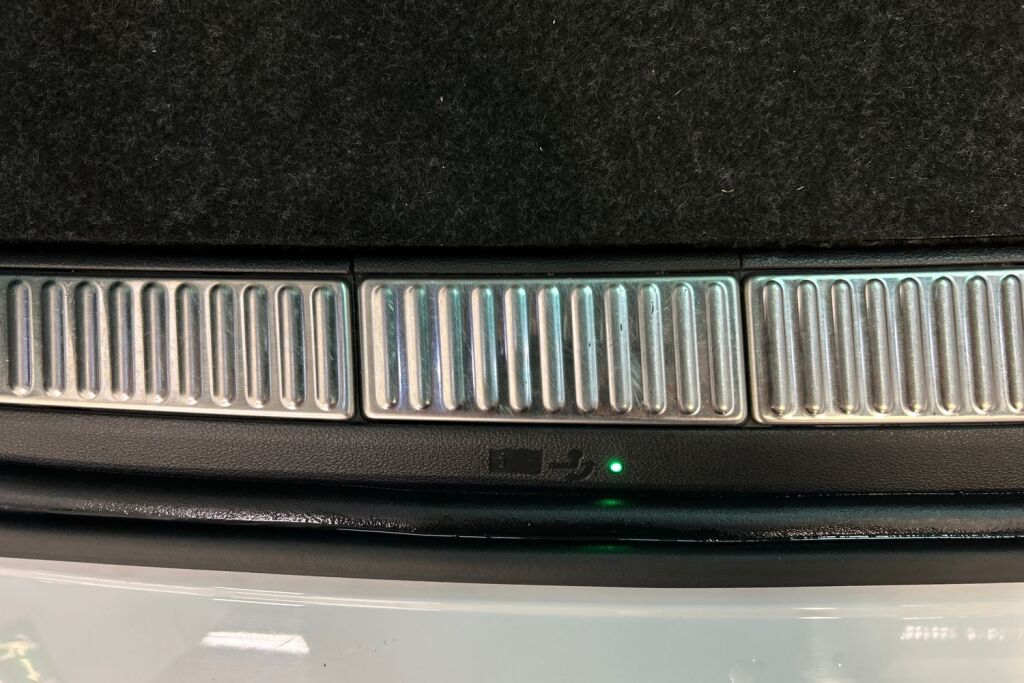 Skoda Superb 2023 Combi 1.4 TSI PHEV L&K iV BusinessLine DSG Autom.