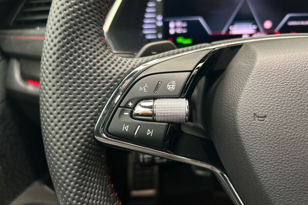 Skoda Octavia 2025 Combi 1.4 TSI PHEV RS iV DSG Autom.