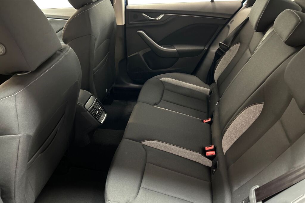 Skoda Kamiq 2025 1.0 TSI 116 Selection DSG Autom.