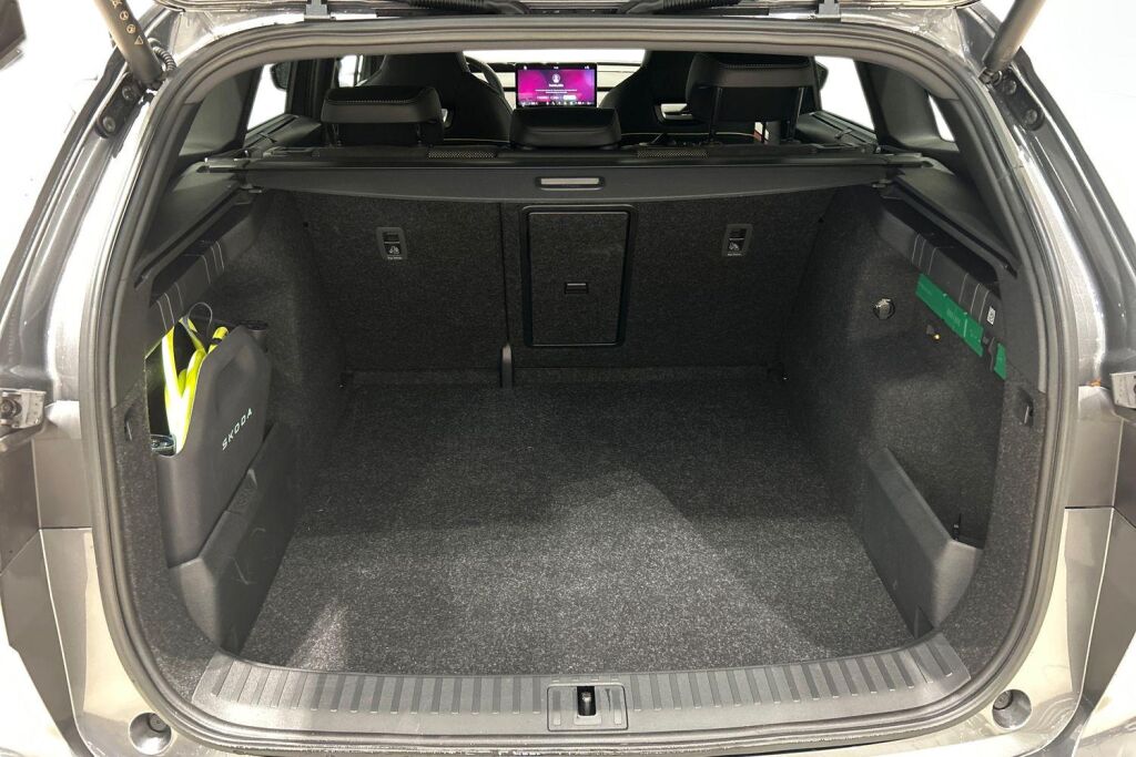 Skoda Enyaq 2025 85x 4x4 RS