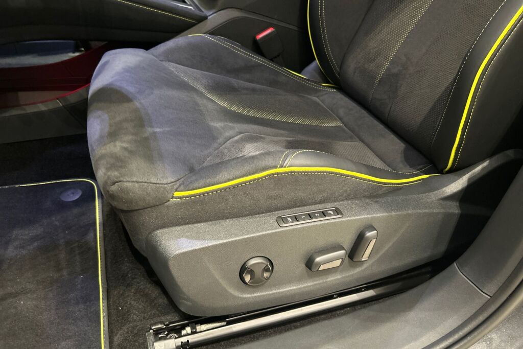 Skoda Enyaq 2025 85x 4x4 RS