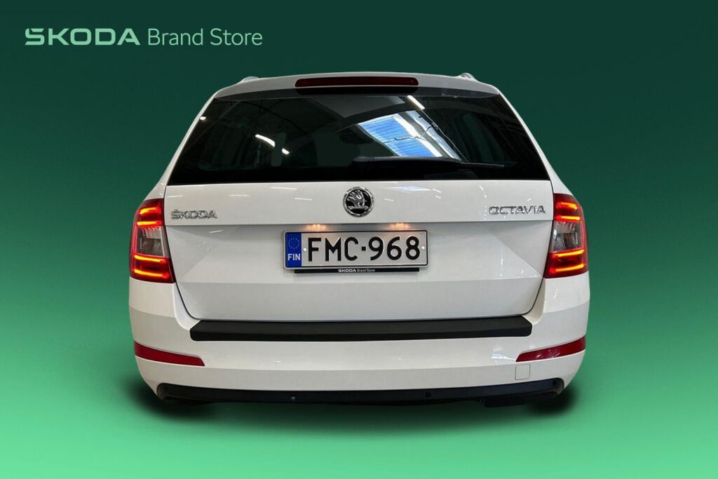 SKODA OCTAVIA 2015 Combi 1,4 TSI Style DSG Autom.