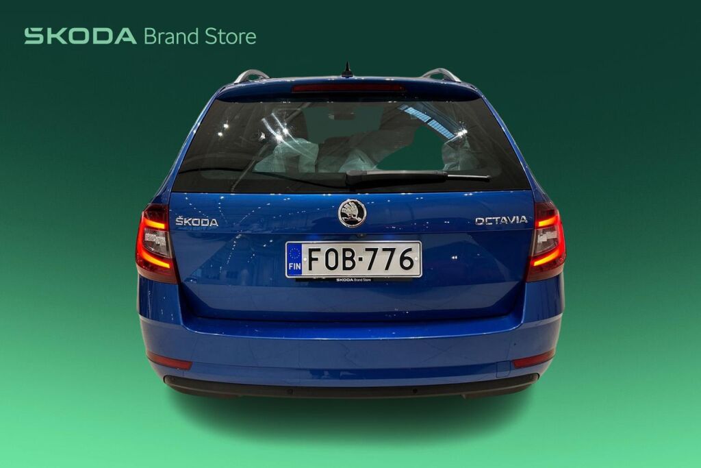 SKODA Octavia Combi A7 2020 SKODA Octavia Combi A7 Combi 1,5 TSI Style BusinessLine DSG Autom