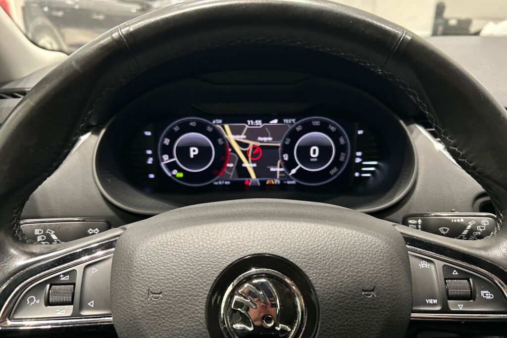 SKODA Octavia Combi A7 2020 SKODA Octavia Combi A7 Combi 1,5 TSI Style BusinessLine DSG Autom