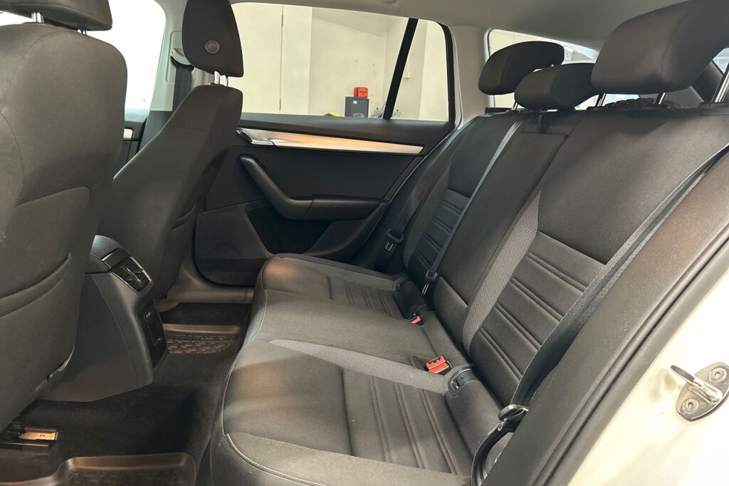 Skoda Octavia 2020 Combi 1,0 TSI Ambition BusinessLine