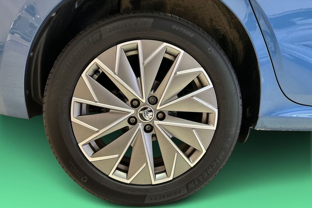 Skoda Kamiq 2021 1.0 TSI 110 Clever DSG Autom.