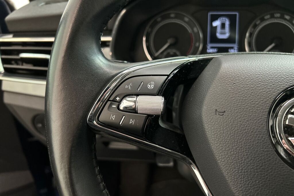 Skoda Kamiq 2021 1.0 TSI 110 Clever DSG Autom.