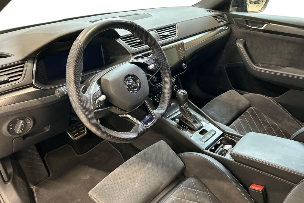 SKODA Superb 2023 1.5 TSI ACT SportLine DSG Autom.