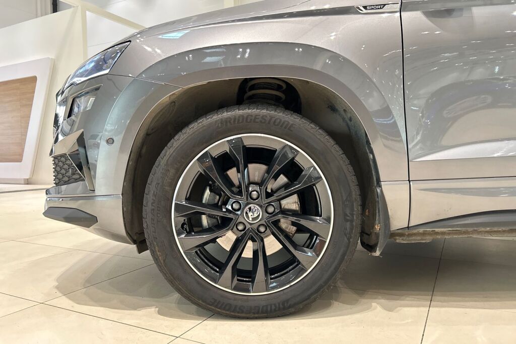 SKODA Karoq 2022 2.0 TSI 4x4 SportLine DSG Autom.