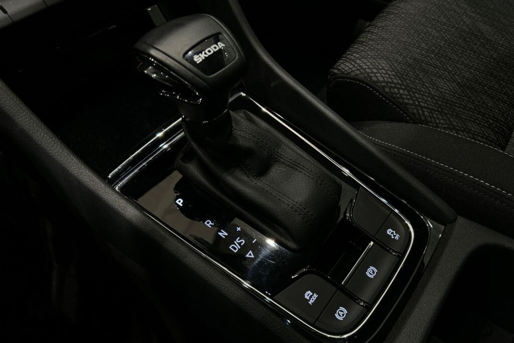 Skoda Karoq 2022 1.5 TSI Style DSG Autom.