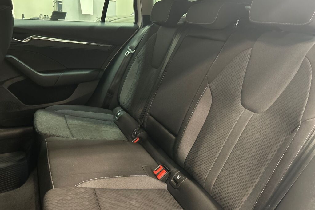 SKODA OCTAVIA 2020 Combi 1,5 TSI Style Launch Edition