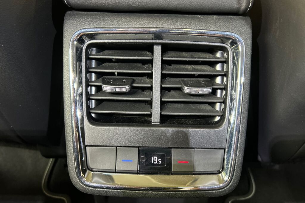 Skoda Enyaq 2023 Coupe 80x 4x4 RS iV