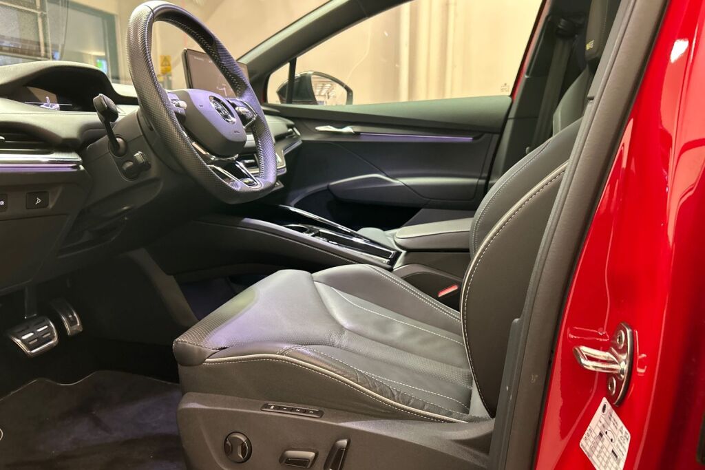 Skoda Enyaq 2023 Coupe 80x 4x4 RS iV