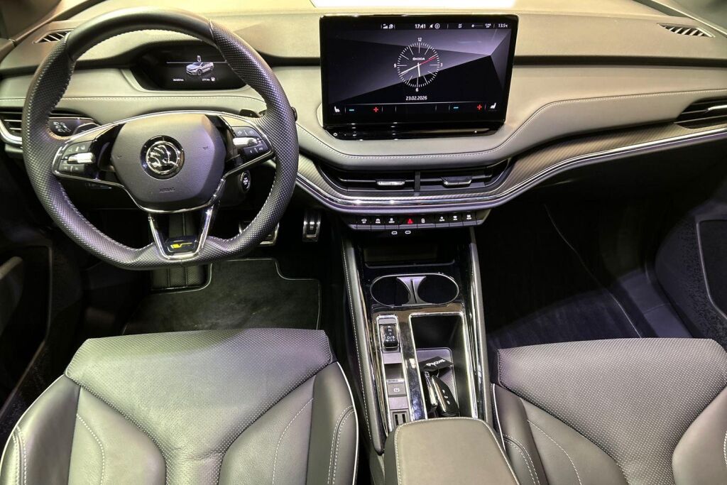 Skoda Enyaq 2023 Coupe 80x 4x4 RS iV