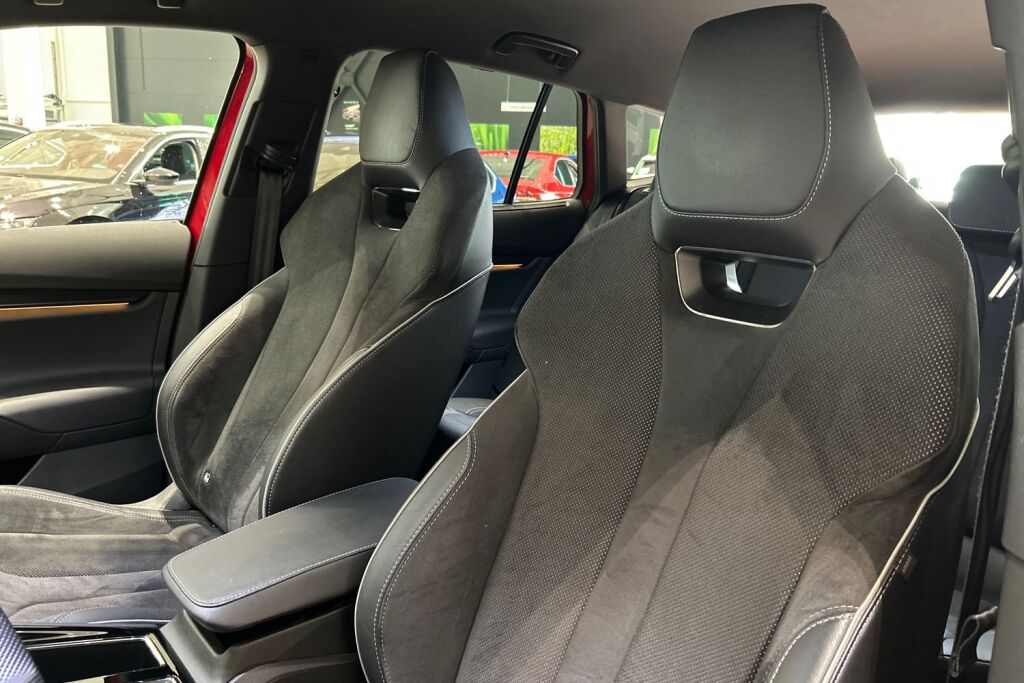 Skoda Enyaq 2022 80x 4x4 SportLine iV