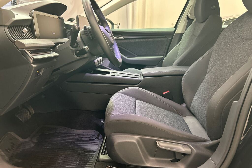 SKODA SUPERB 2025 Combi 1.5 TSI eTEC Essence DSG Autom.