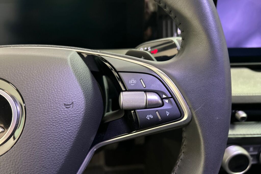 SKODA SUPERB 2025 Combi 1.5 TSI eTEC Essence DSG Autom.