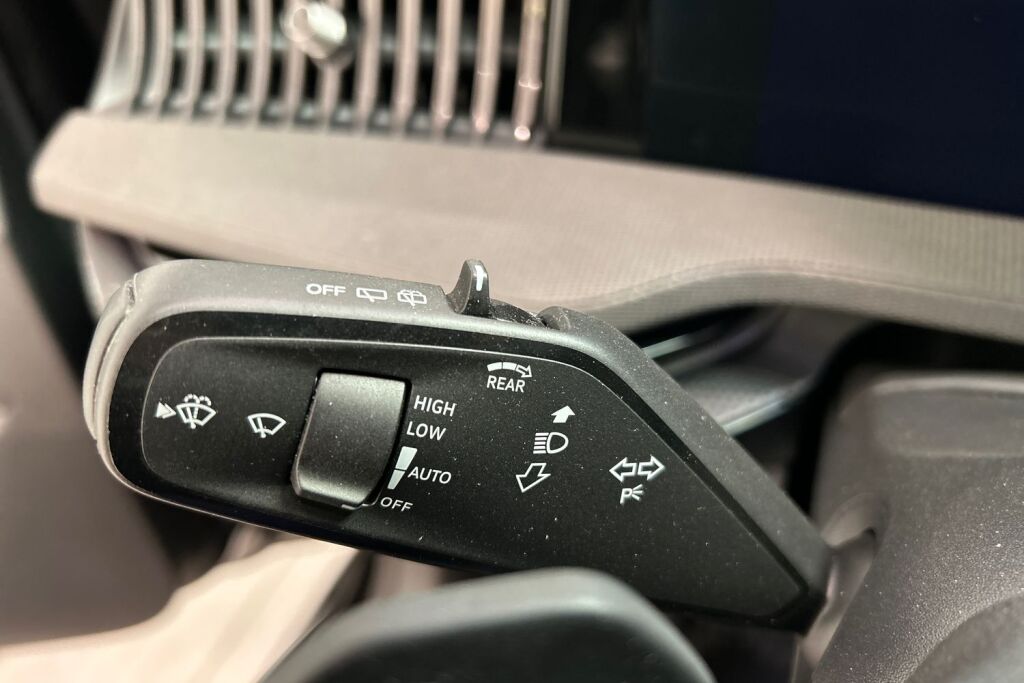 SKODA SUPERB 2025 Combi 1.5 TSI eTEC Essence DSG Autom.