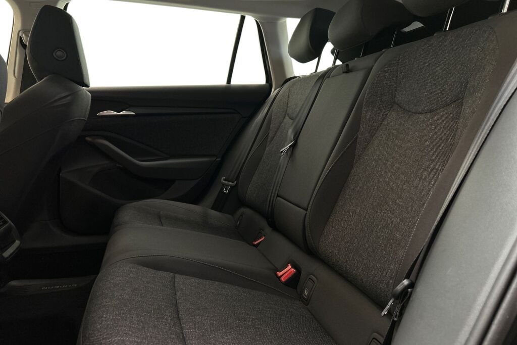 Skoda Superb 2025 1.5 TSI eTEC Essence DSG Autom.