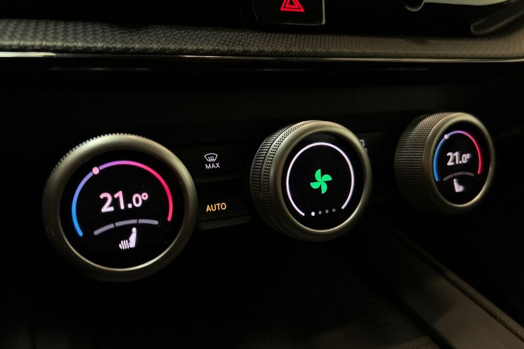 SKODA Superb 2024 Combi 1.5 TSI eTEC Essence DSG Autom.
