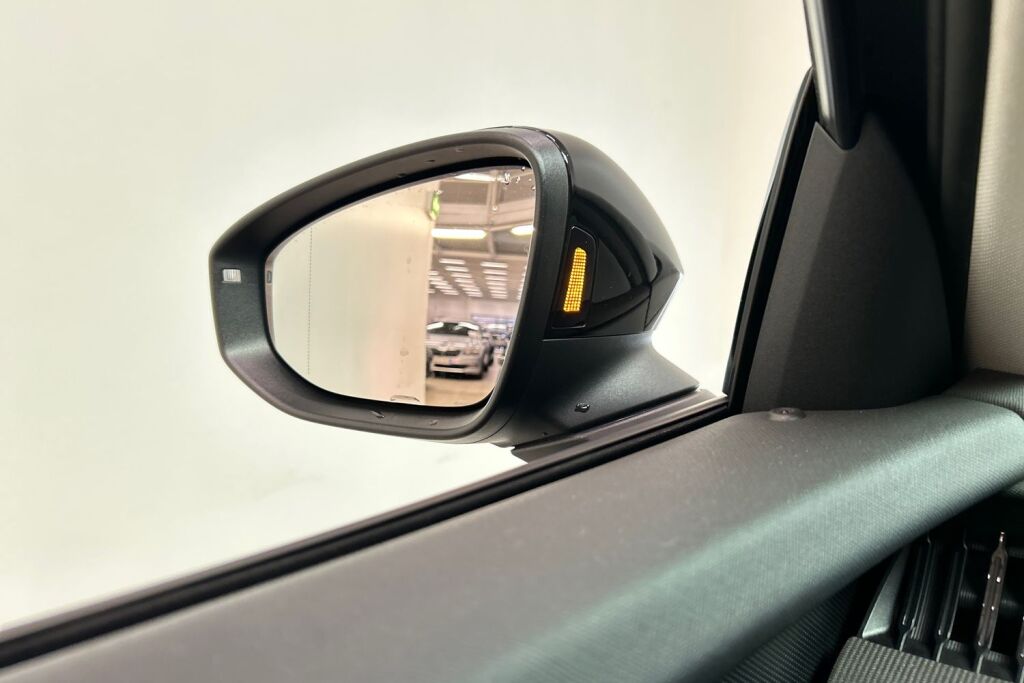 SKODA SUPERB 2025 Combi 1.5 TSI eTEC Essence DSG Autom.