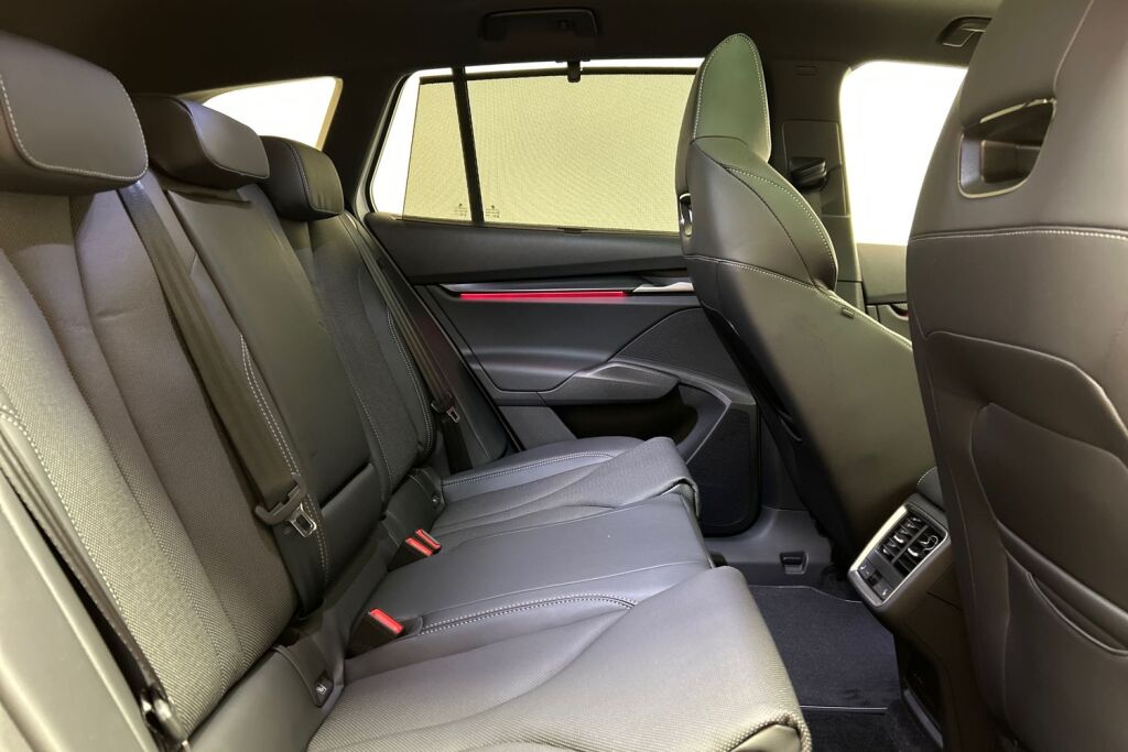 Skoda Enyaq 2025 85x 4x4 RS