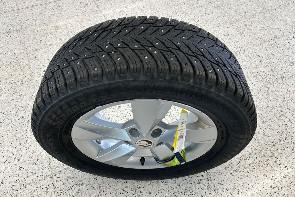 Skoda Karoq 2023 2.0 TDI 150 4x4 Ambition DSG Autom.