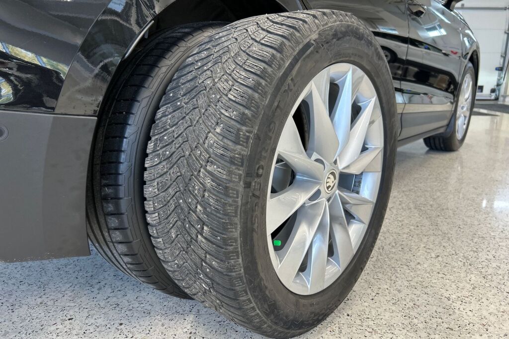 Skoda Enyaq 2023 80 iV